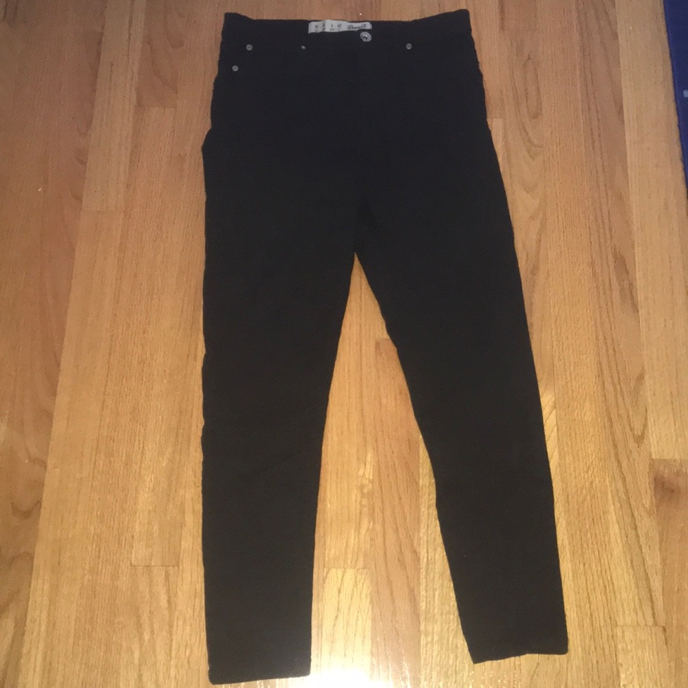 Black skinny jeans